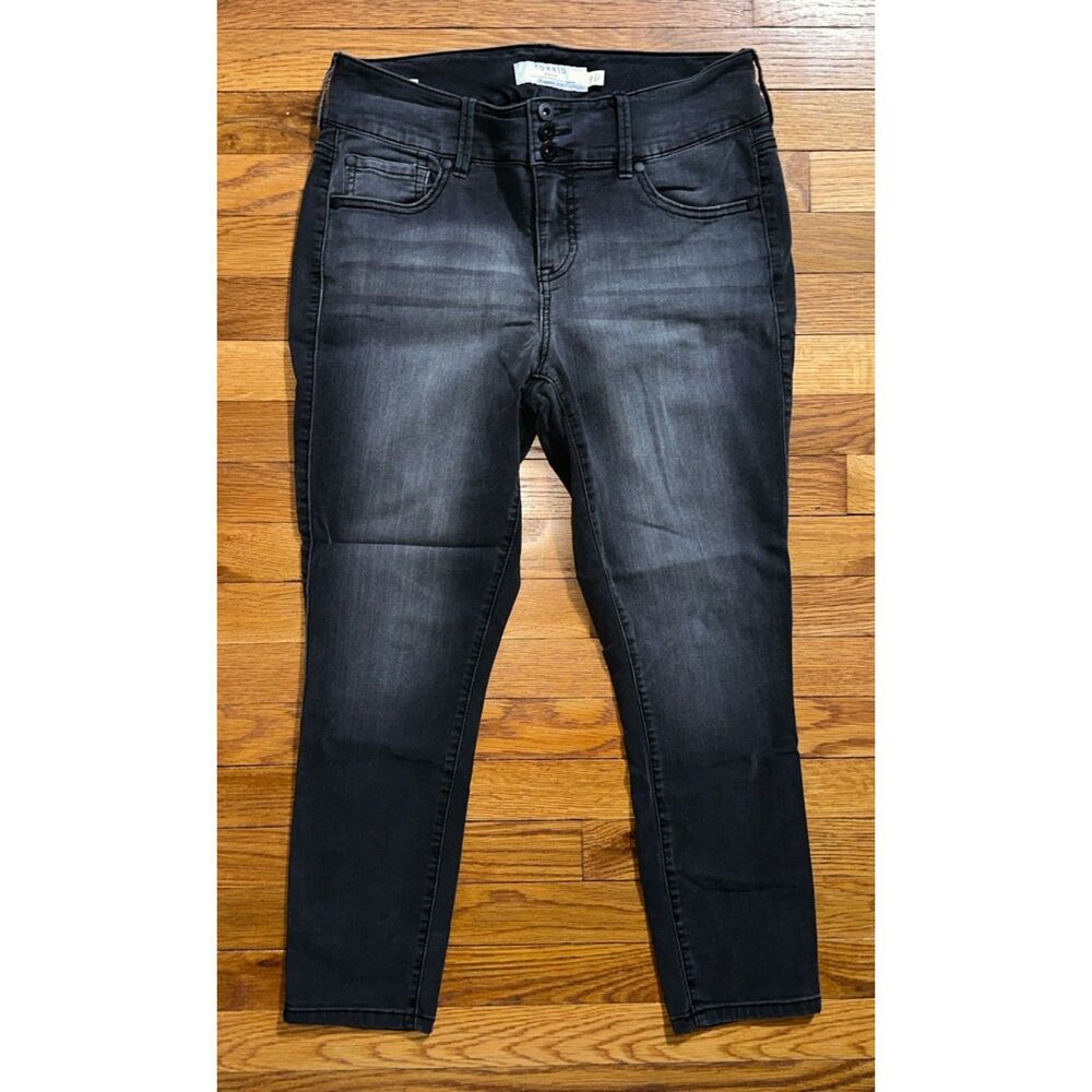 Torrid High Rise Stretch Distressed Black 26" Cropped Jegging Jeans Size 12